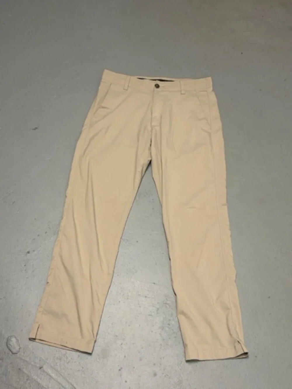 Under Armour golf pants